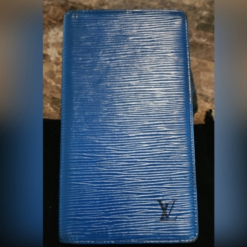 Louis Vuitton Epi Long Cardholder Wallet